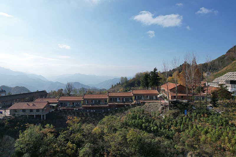 15、湖北鄖陽云蓋寺綠松石國(guó)家礦山公園-(2).jpg